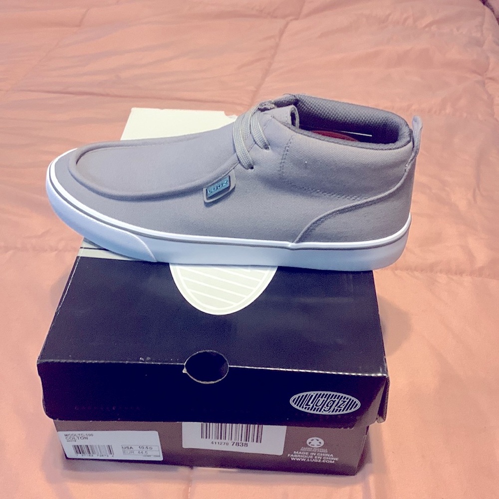 Brand New Lugz Charcoal gray